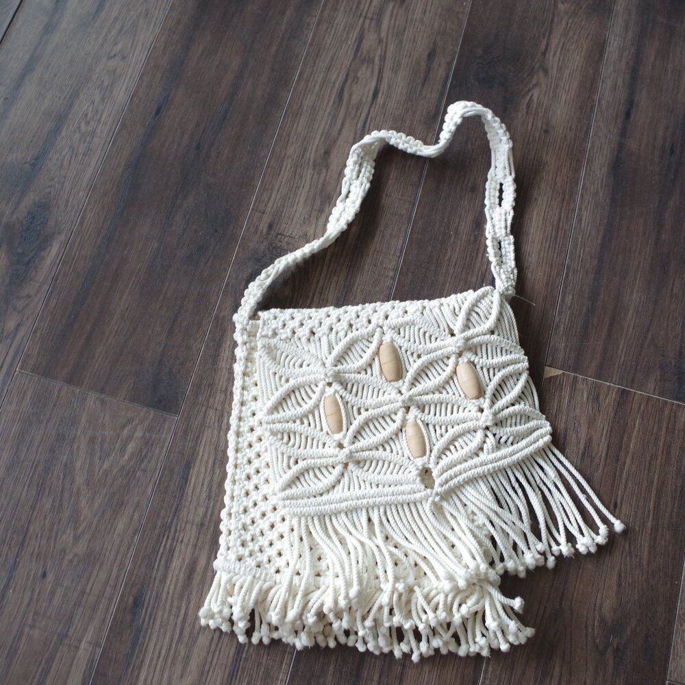 Beautiful Cream Macrame Ladies Purse Handmade